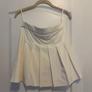 Uniqlo Pleated Miniskirt, size small